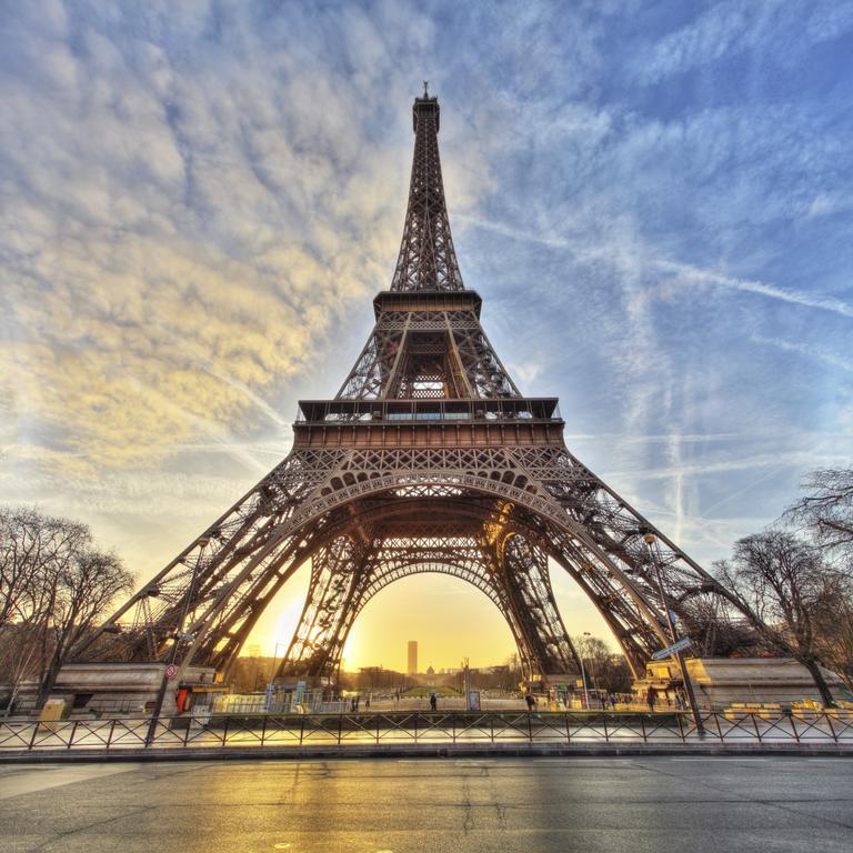 Appartamento Eiffel Tower Champs De Mars Parigi Esterno foto