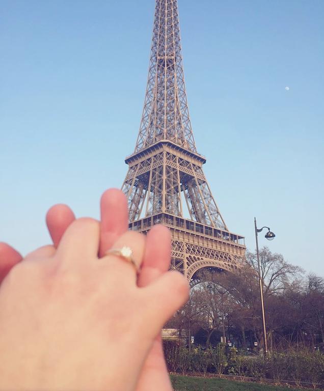 Appartamento Eiffel Tower Champs De Mars Parigi Esterno foto
