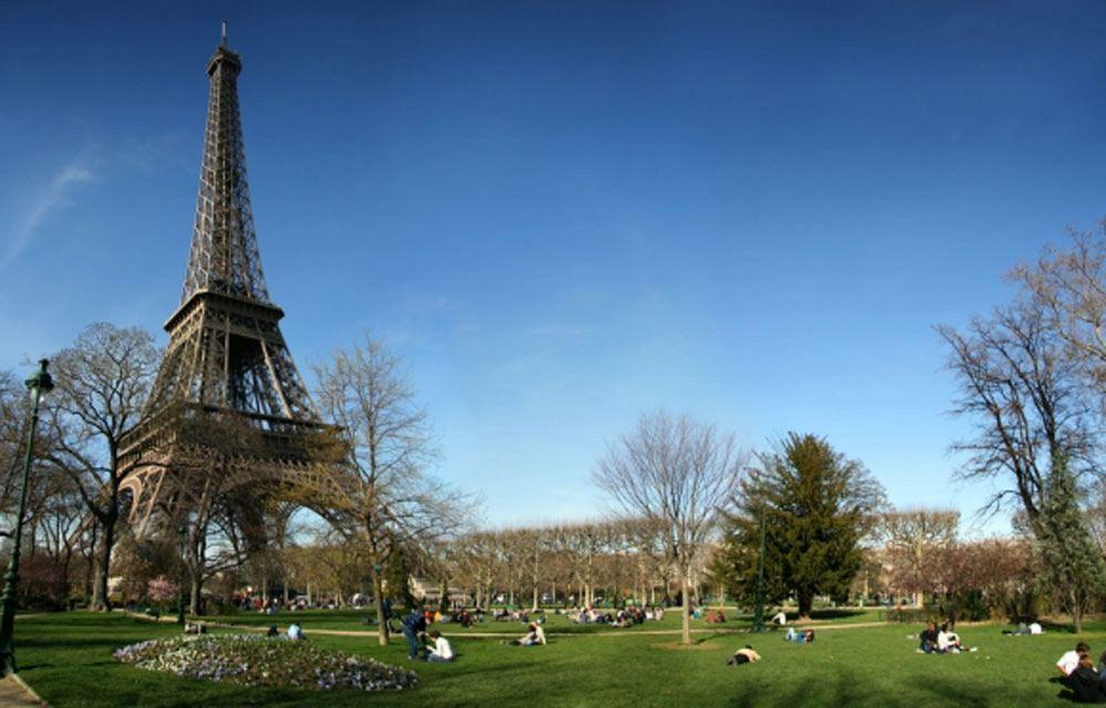 Appartamento Eiffel Tower Champs De Mars Parigi Esterno foto